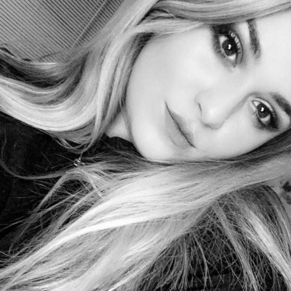 Meet your Posher, Kayla